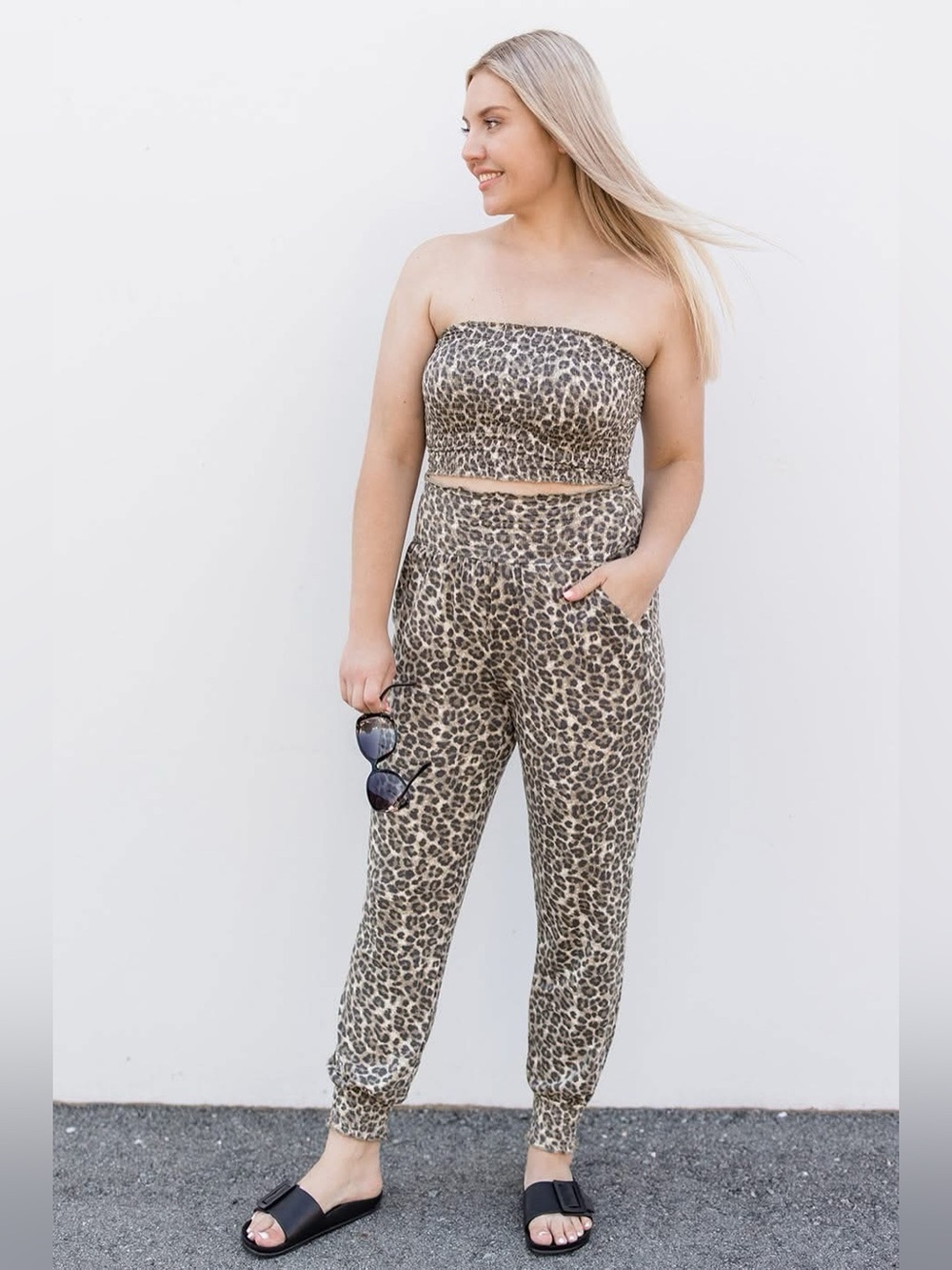 Beach Bum Pants (NWT) 🍒Olive Leopard 🐆 Size Small *lots of stretch